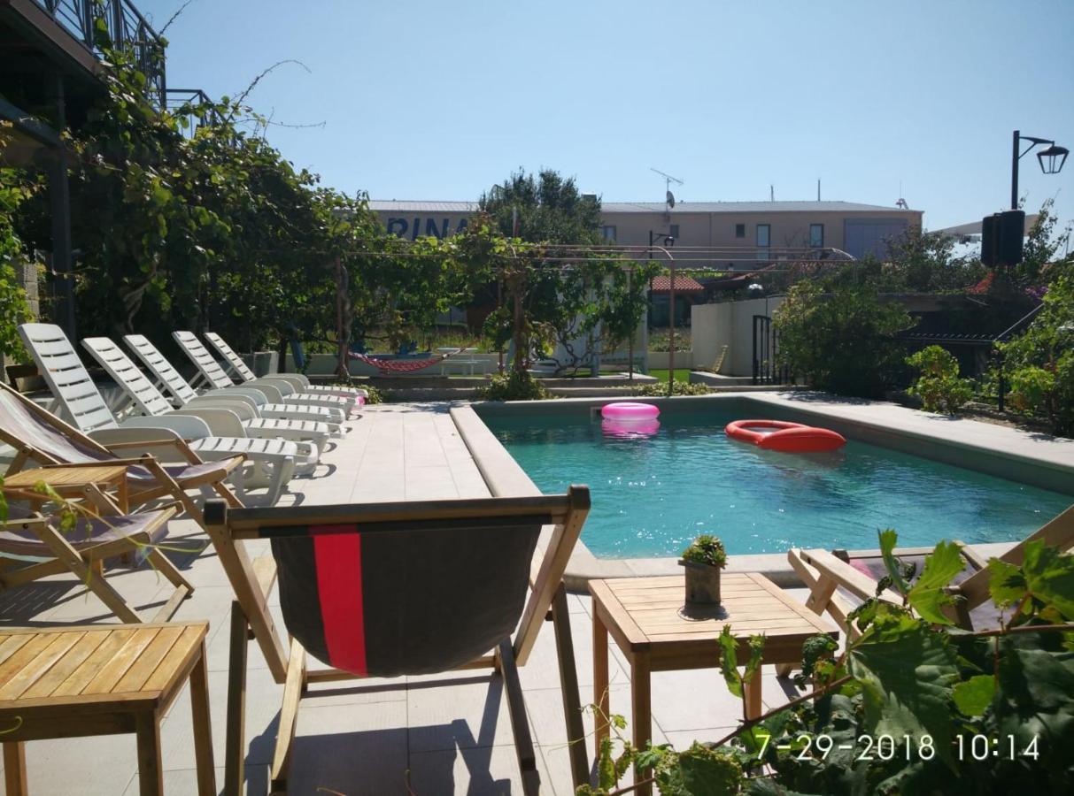 Apartments Gina Трогир Екстериор снимка